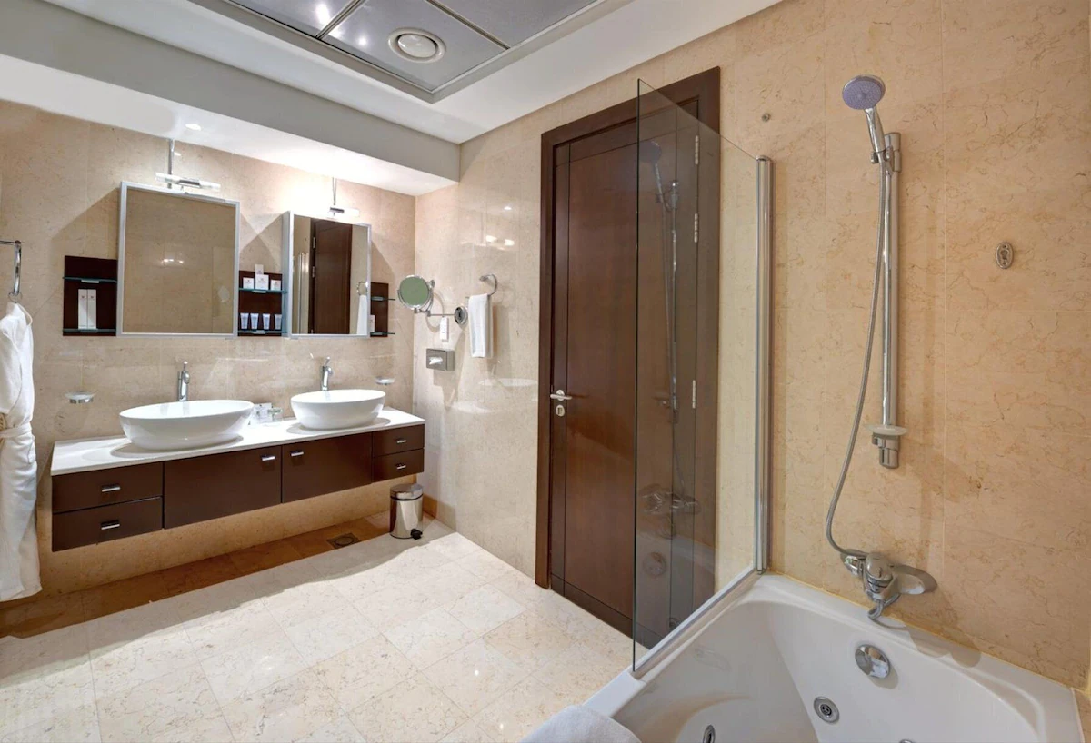 اتاق هتل کاپتورن دبی